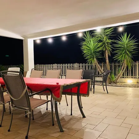 Falesia, Capitolo, Holiday home *